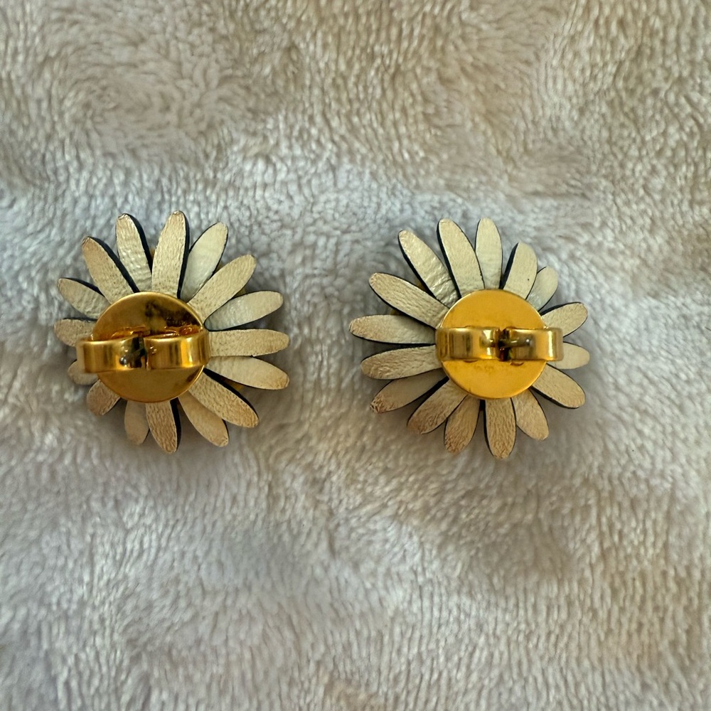 Tory Burch Gold Flowers Stud Earrings - Picture 4 of 5